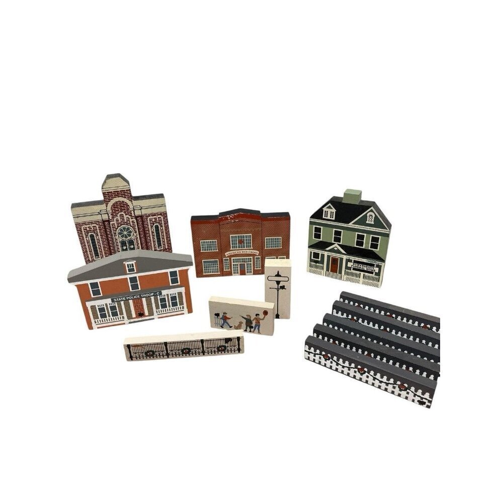 Vintage The Cat's Meow Wooden Town Set 1988-1995 Collectibles Set of 12